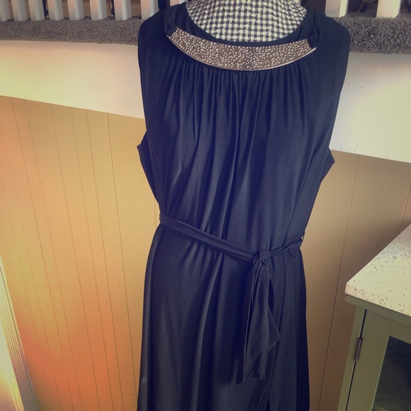 R & M Richards Dresses & Skirts - NWT Black Maxi Dress with Gold Plate Detail